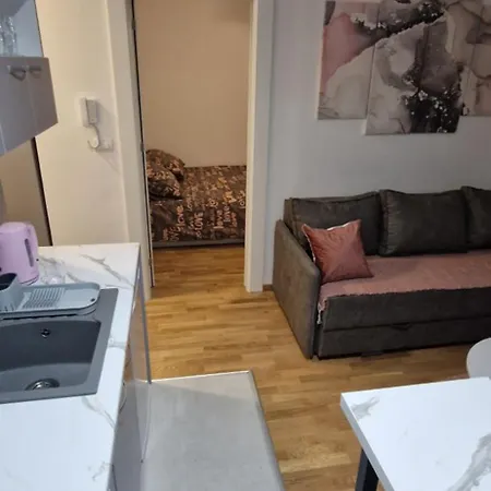 Divcinova C19 Princess アパート *