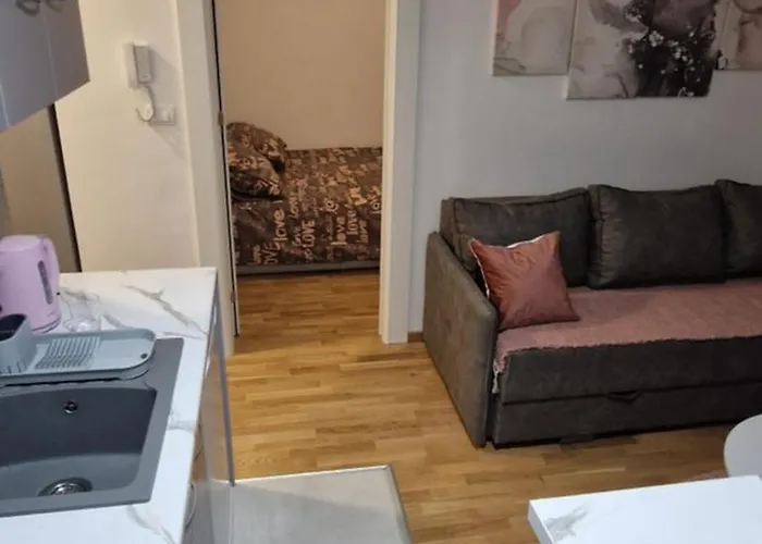 Divcinova C19 Princess アパート *